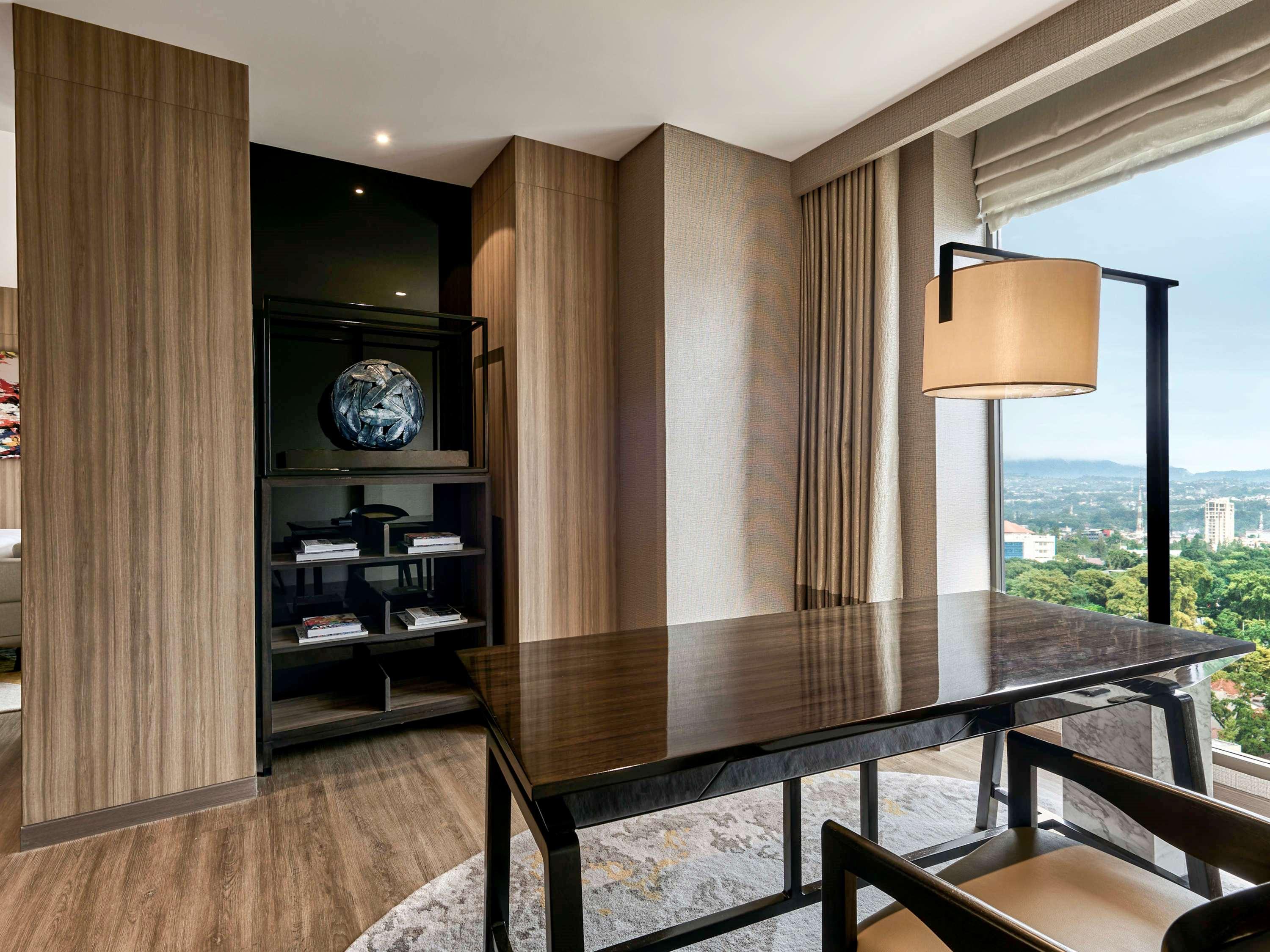 Pullman Bandung Grand Central الغرفة الصورة