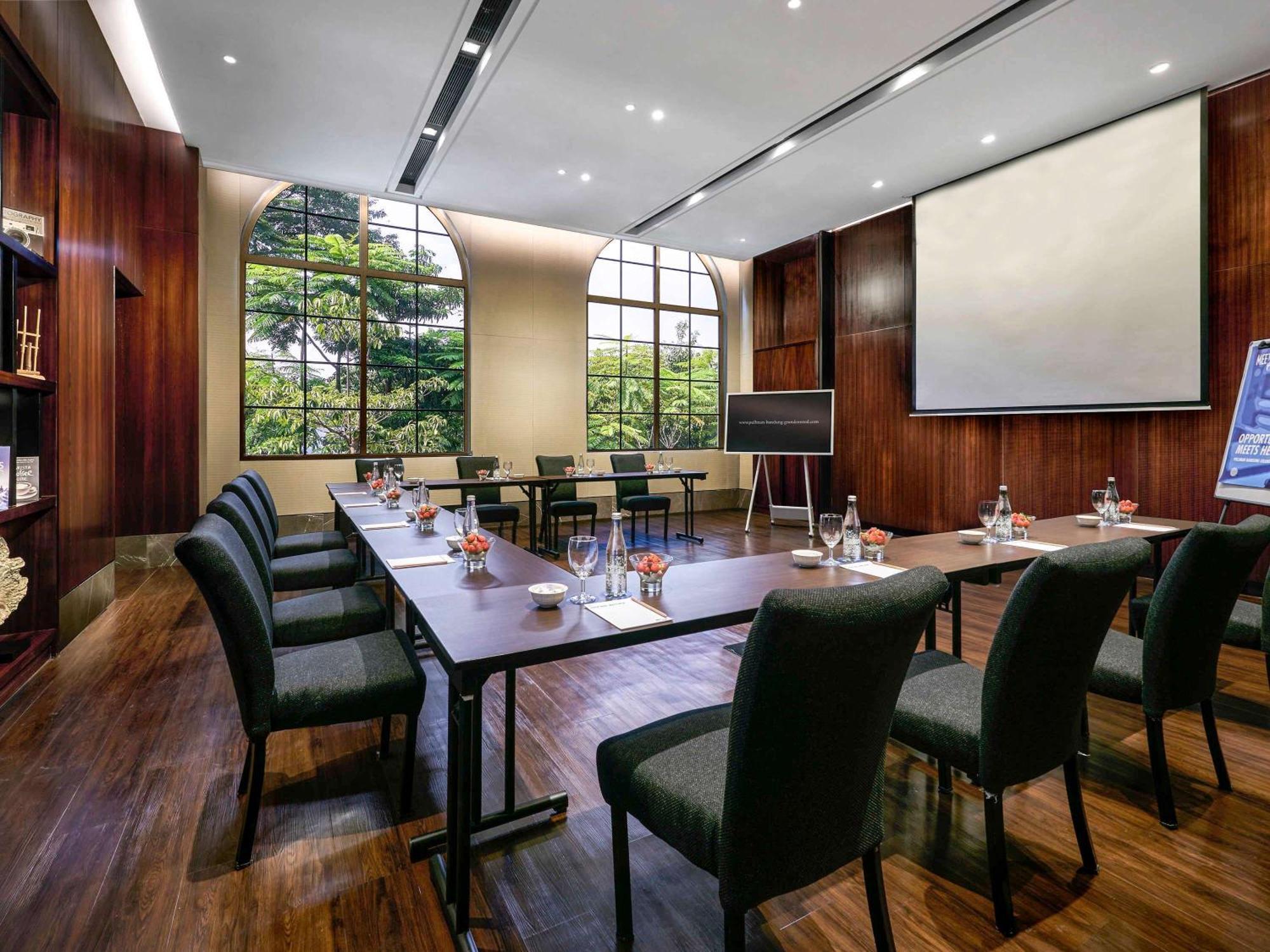 Pullman Bandung Grand Central المظهر الخارجي الصورة